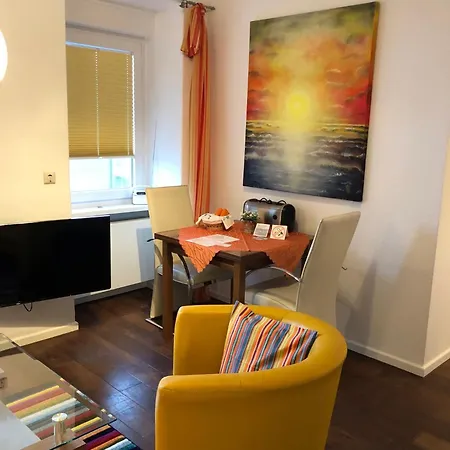 Haus Regini Regini 03 *